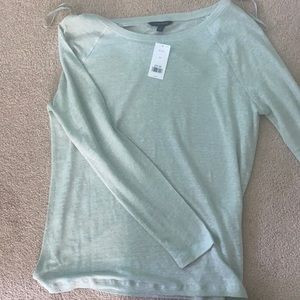 Never worn from banana republic. Tags still on.